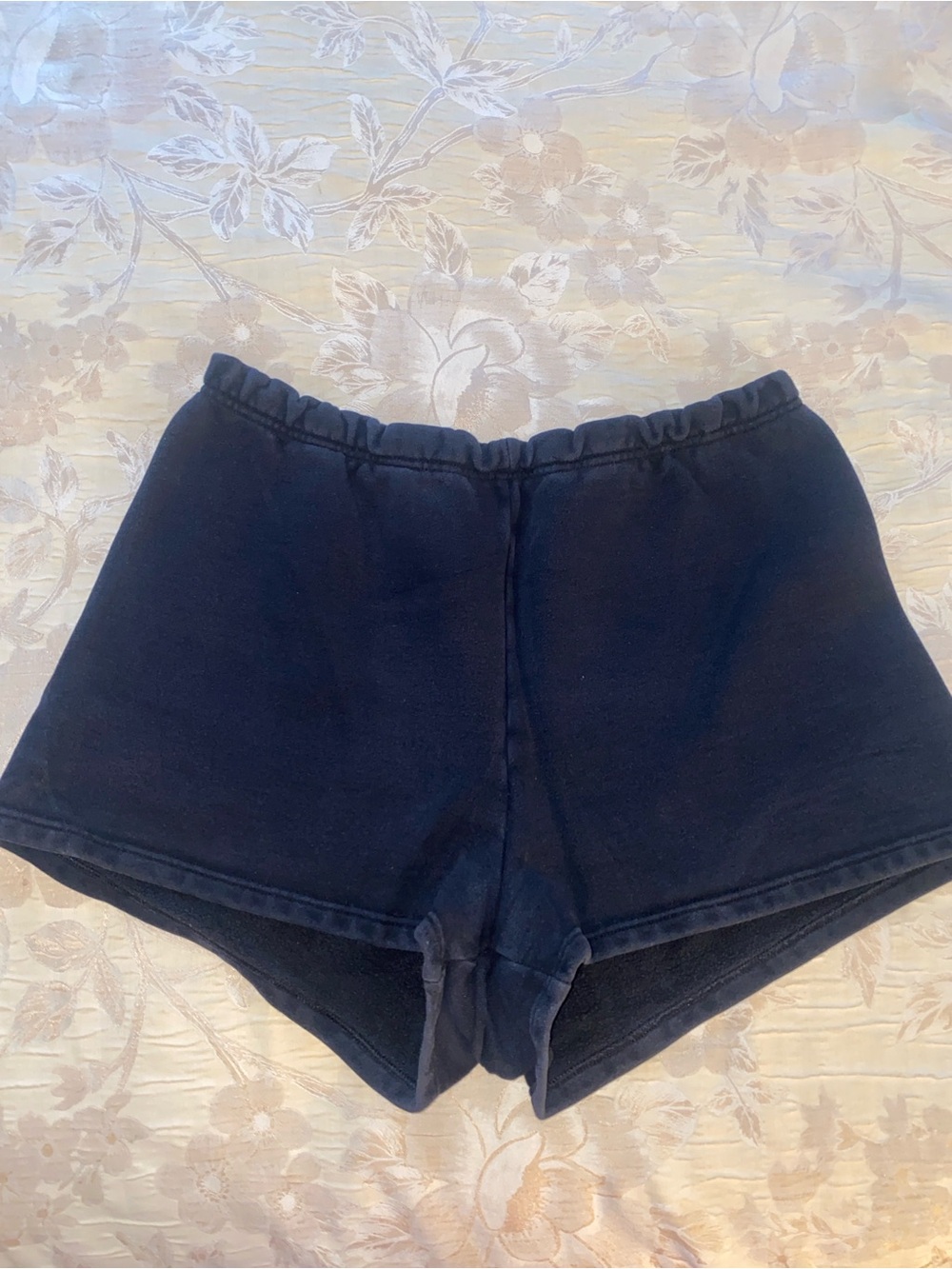 Aritzia TNA Black Athletic Lounge Shorts